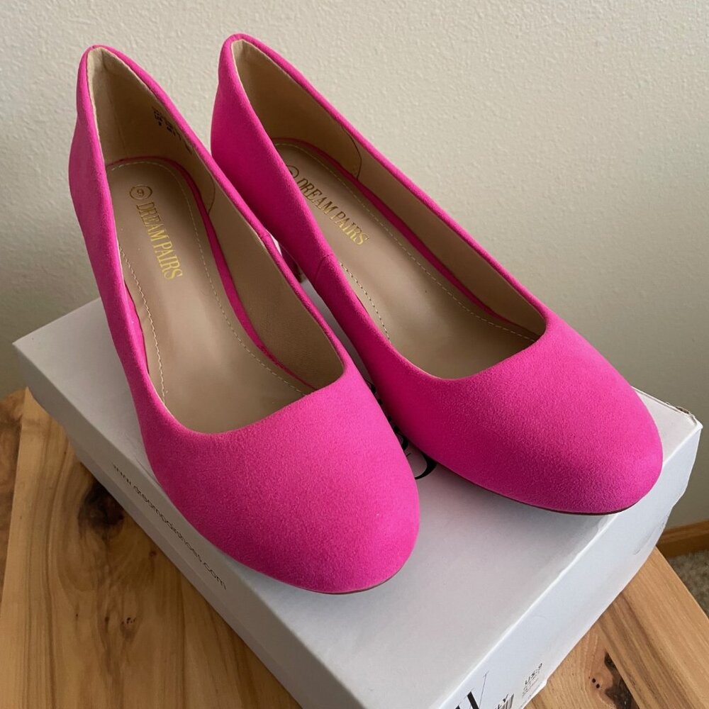 Dream Pairs Fushia Low Heel Pumps